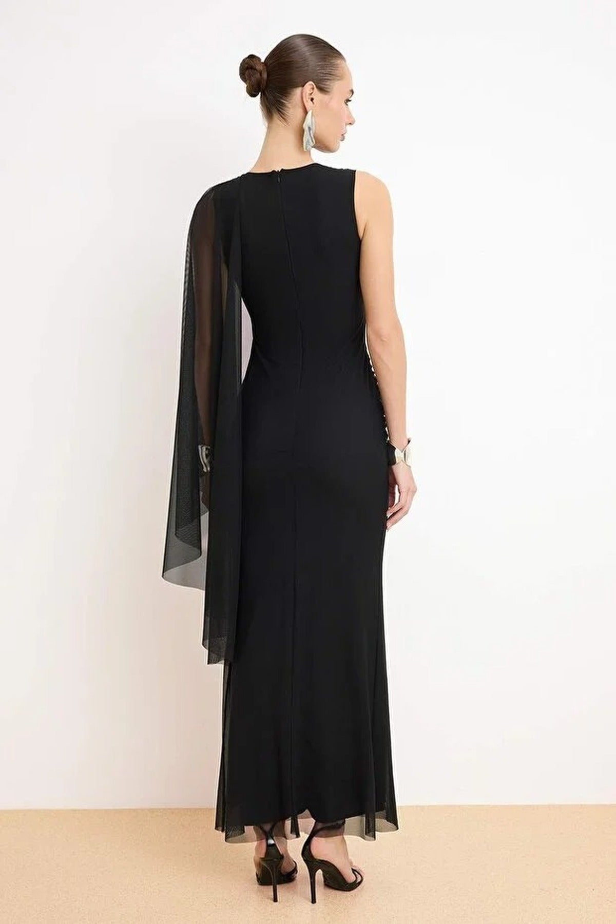 Pelerin Detailed Tulle Lined Maxi Evening Dress