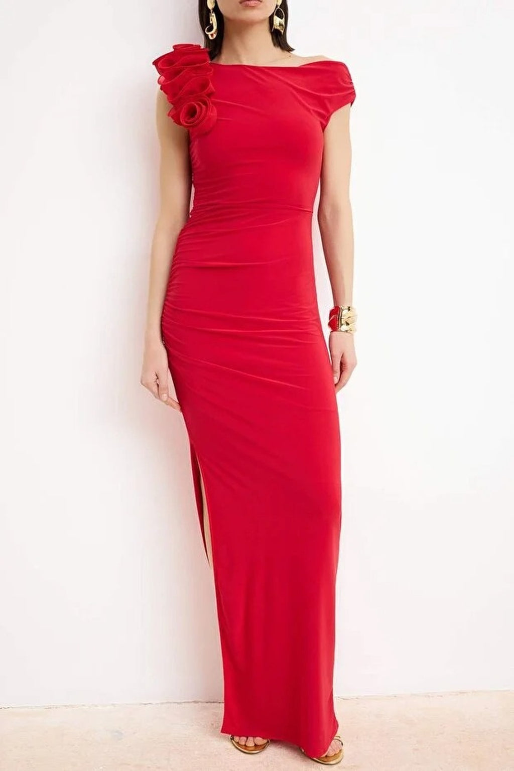 Plain One-Shoulder Knitted Maxi Dress with Applique Detail