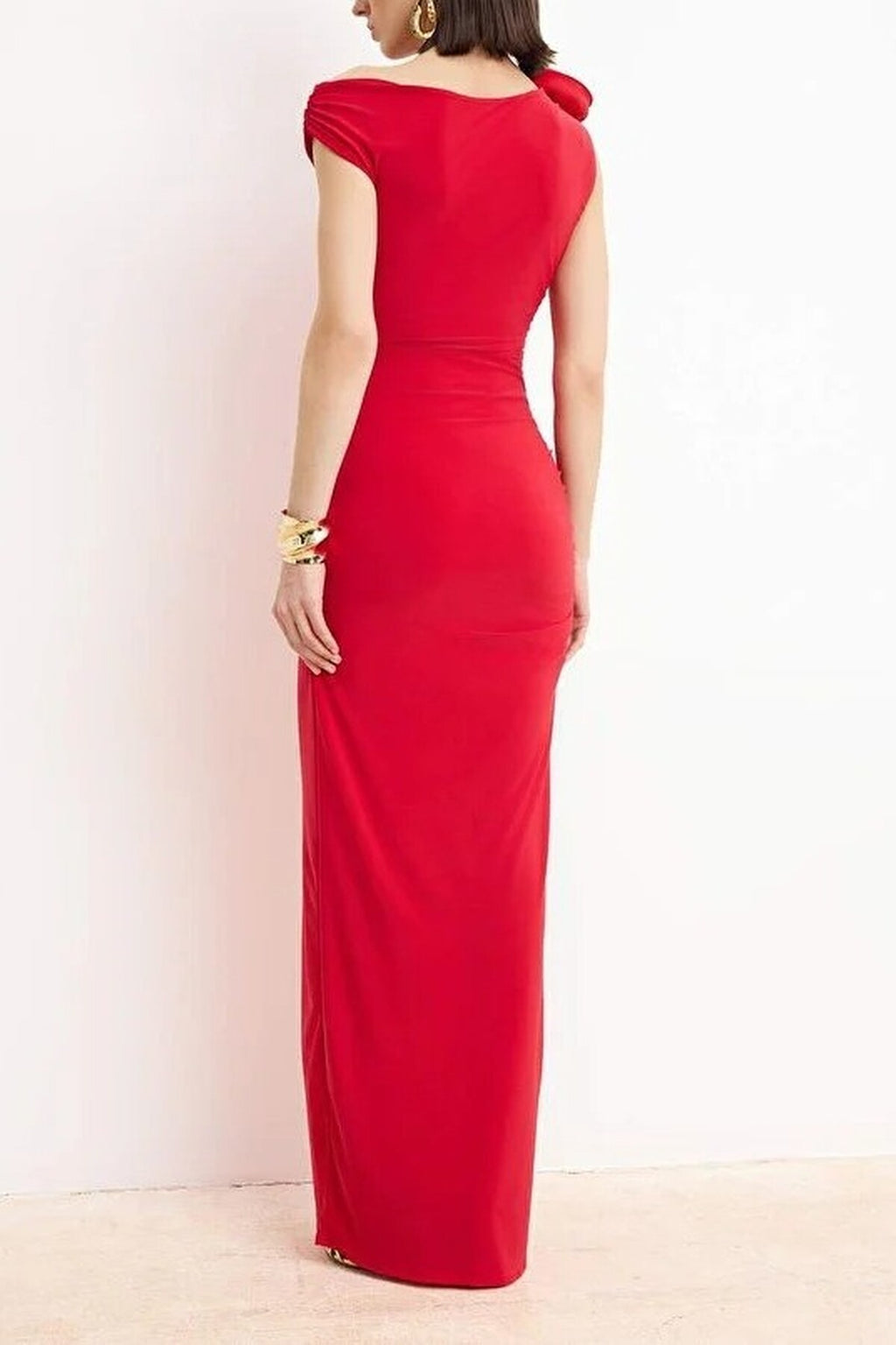 Plain One-Shoulder Knitted Maxi Dress with Applique Detail