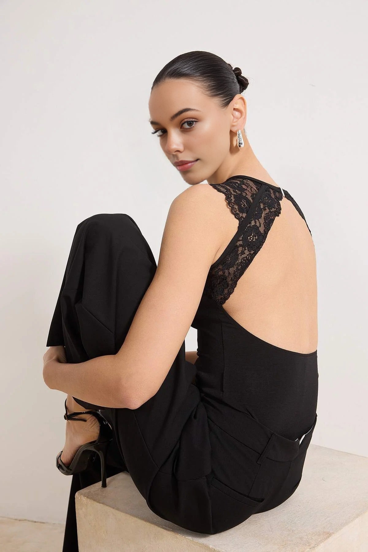 Lace Detail Backless Knitted Bodysuit