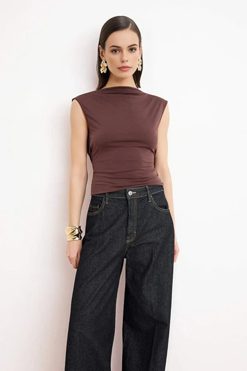 Boat Neck Sleeveless Knit Sandy Party Blouse