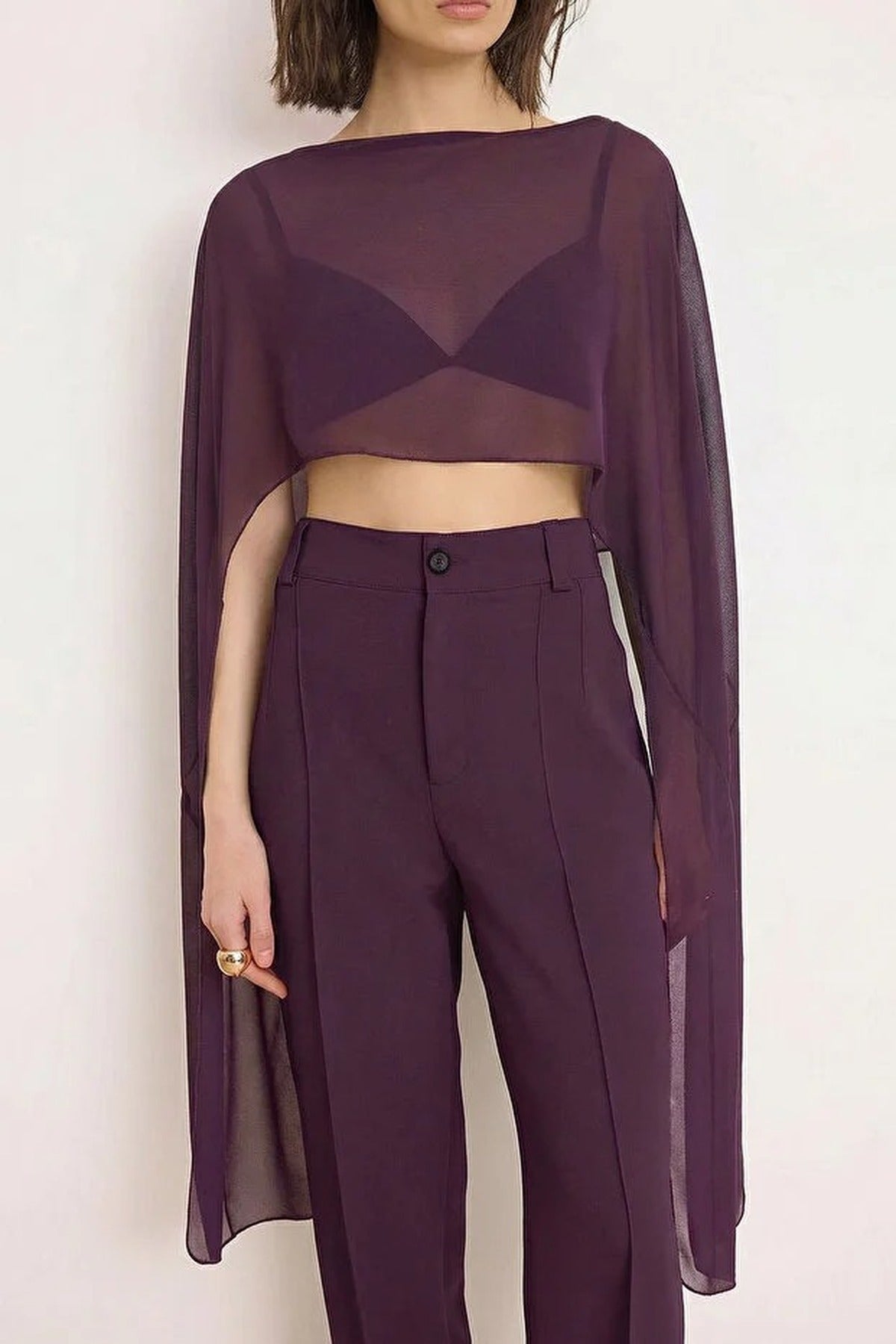 Straight Boat Neck Sleeveless Woven Chiffon Blouse