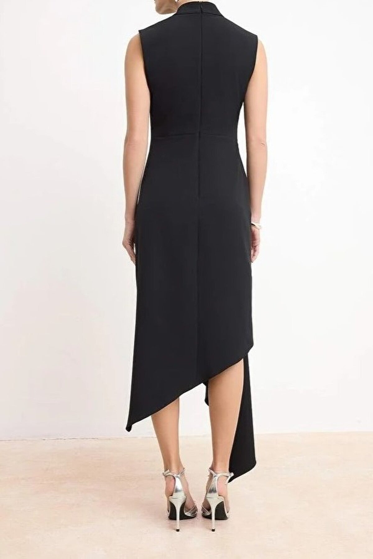 Woven Midi Dress with Accessory Details