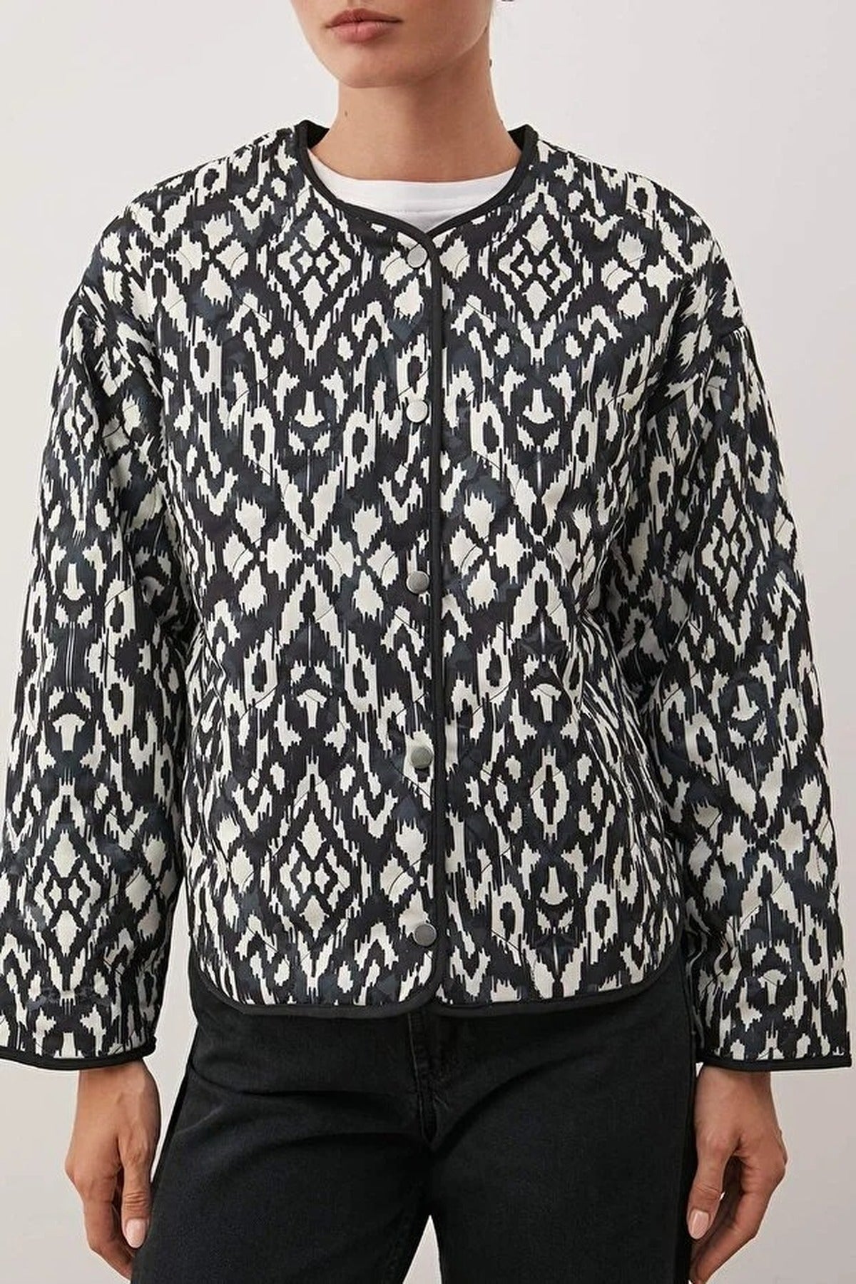 Abstract Pattern Quilted Look Basic Snap Button Jacket