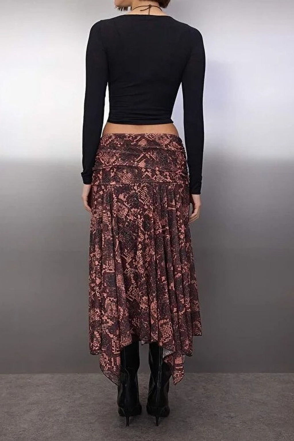 Skater Asymmetric Hem Detail Stretch Knit Skirt