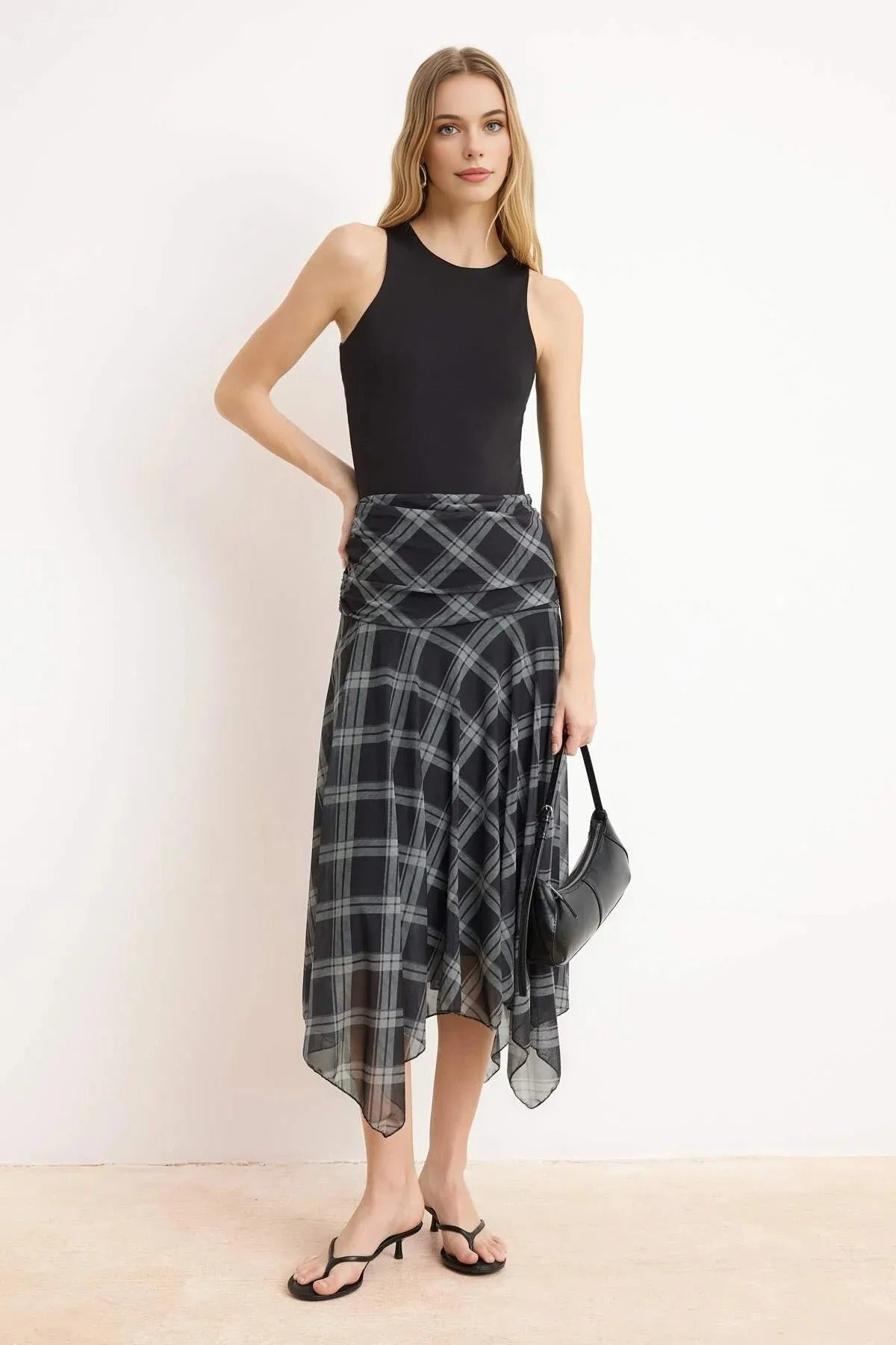 Skater Asymmetric Hem Detail Stretch Knit Skirt