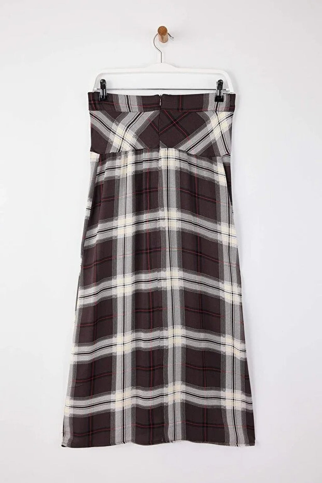 Long Maxi Skirt with Waist Detail