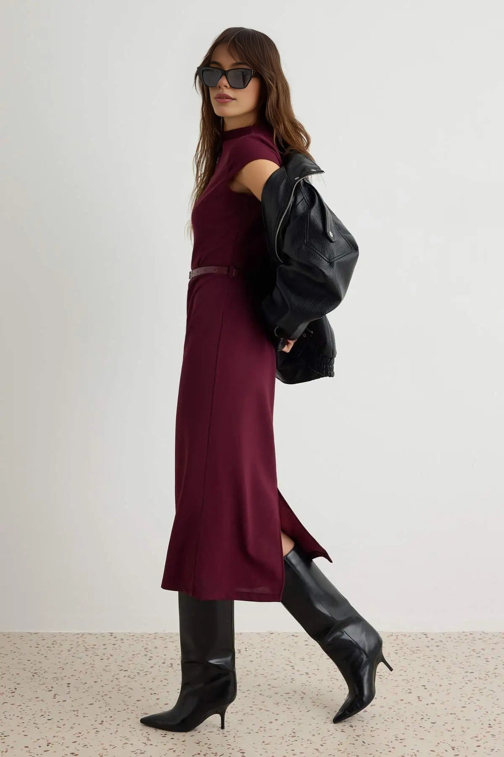 Bodycon Crew Neck Short Sleeve Midi Dress