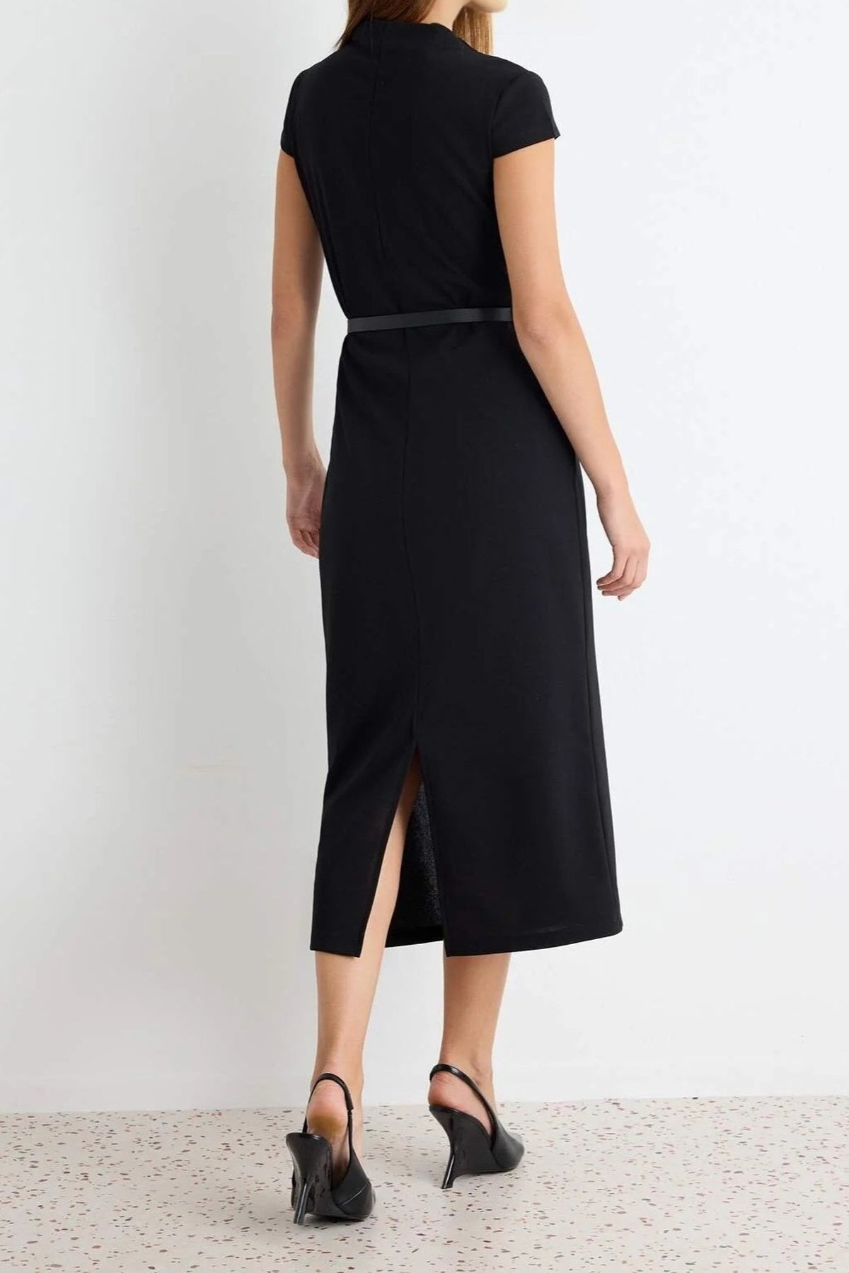 Bodycon Crew Neck Short Sleeve Midi Dress