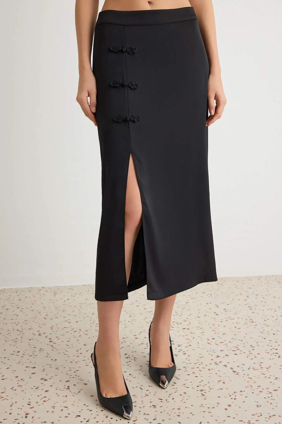 High Waist Slit Detail Midi Skirt
