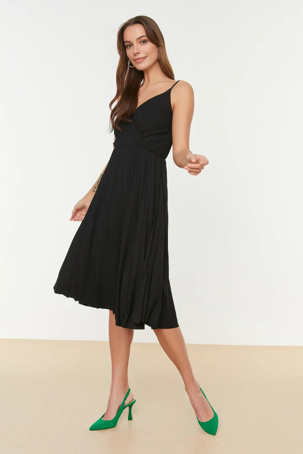 Printed Wrap V-Neck Adjustable Straps Pleated Midi Dress