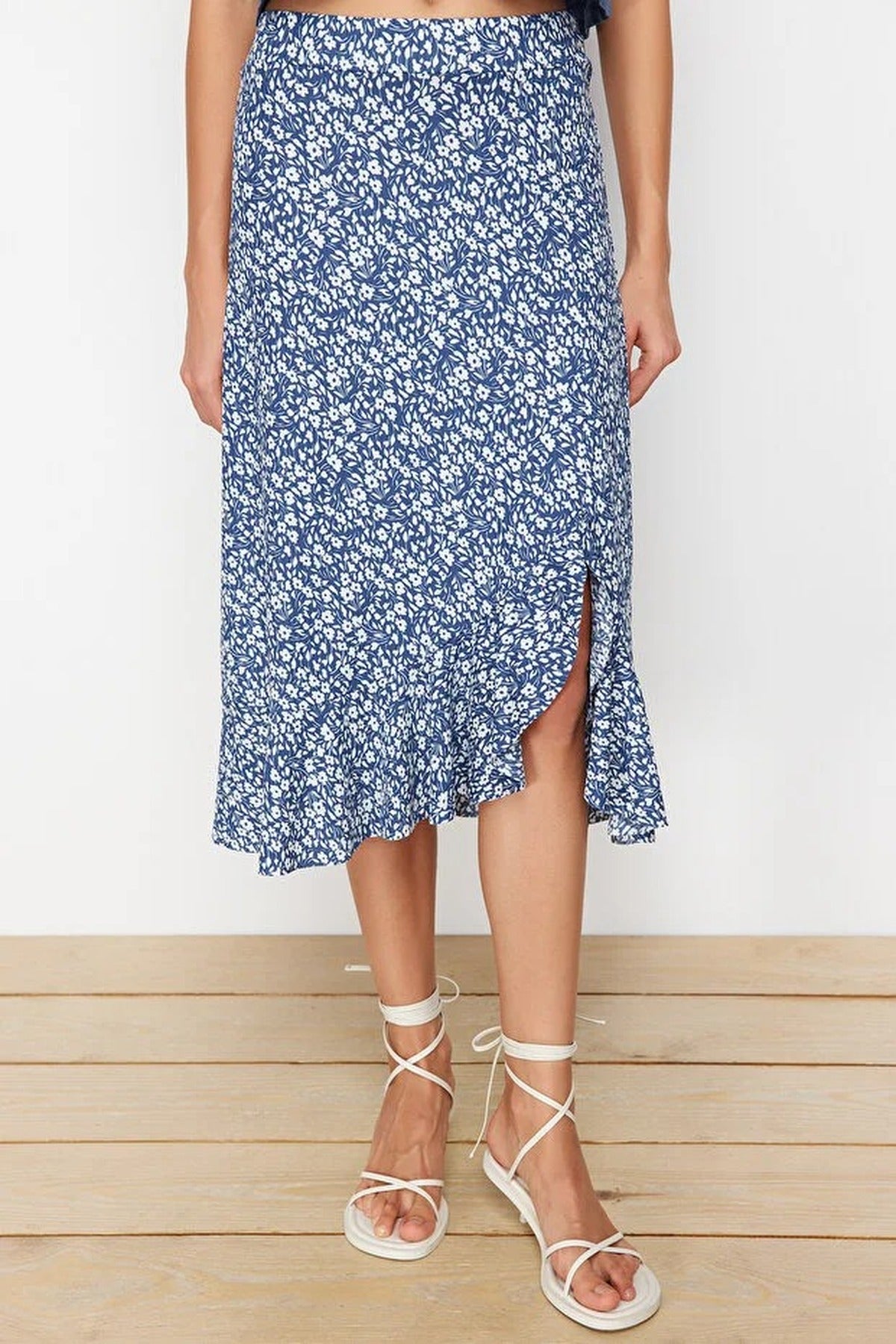Printed High-Waisted Stretch Skirt with Gathering and Ruffles