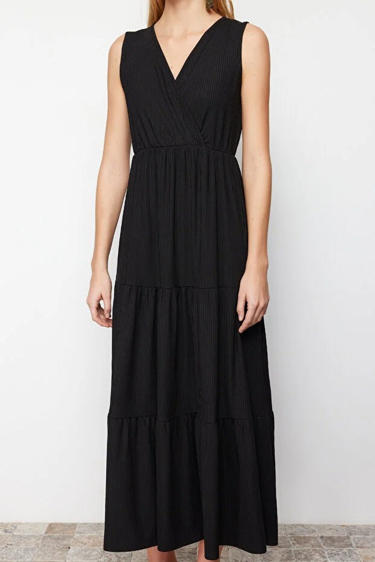 V-Neck Sleeveless A-Line Maxi Knit Dress