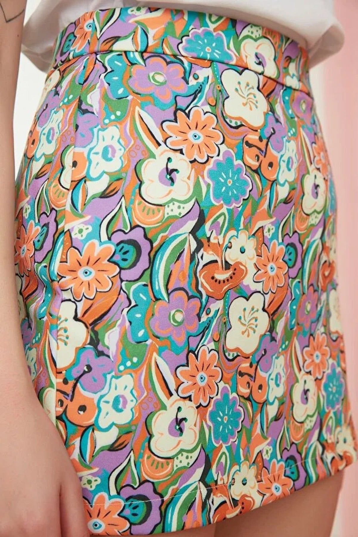 Floral Patterned Mini Woven Skirt