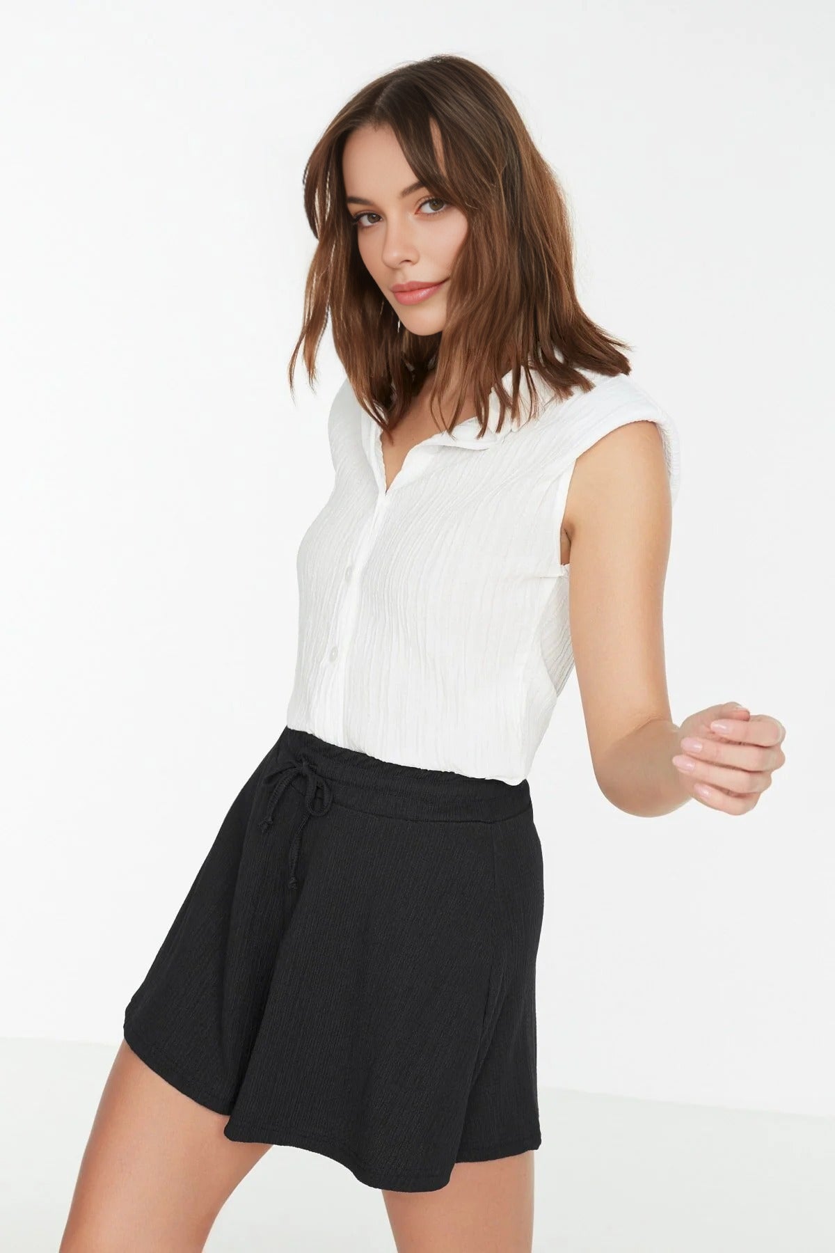 Regular Fit Normal Waist Textured Knit Shorts