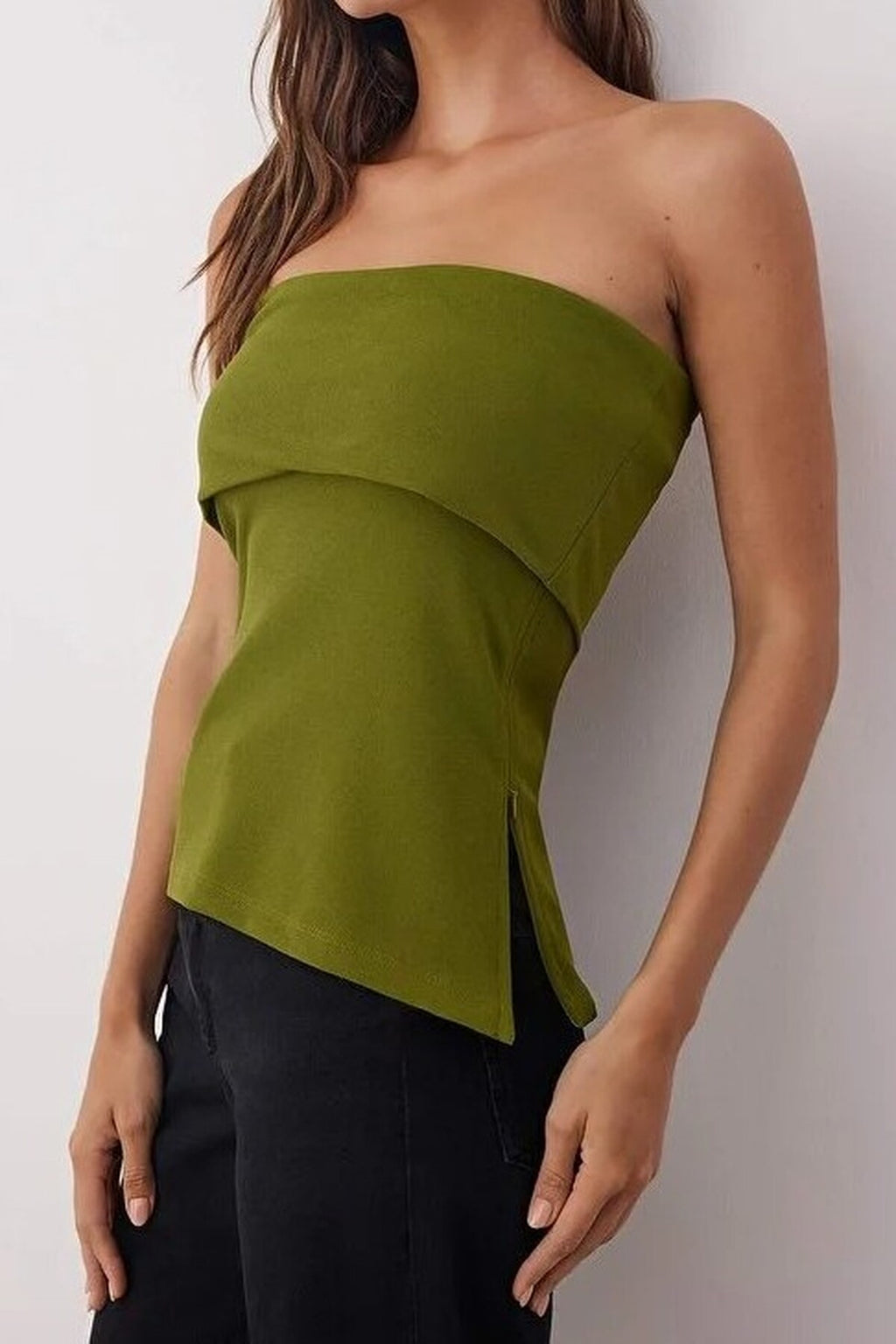 Strapless Neckline Side Zipper Crepe Knit Blouse