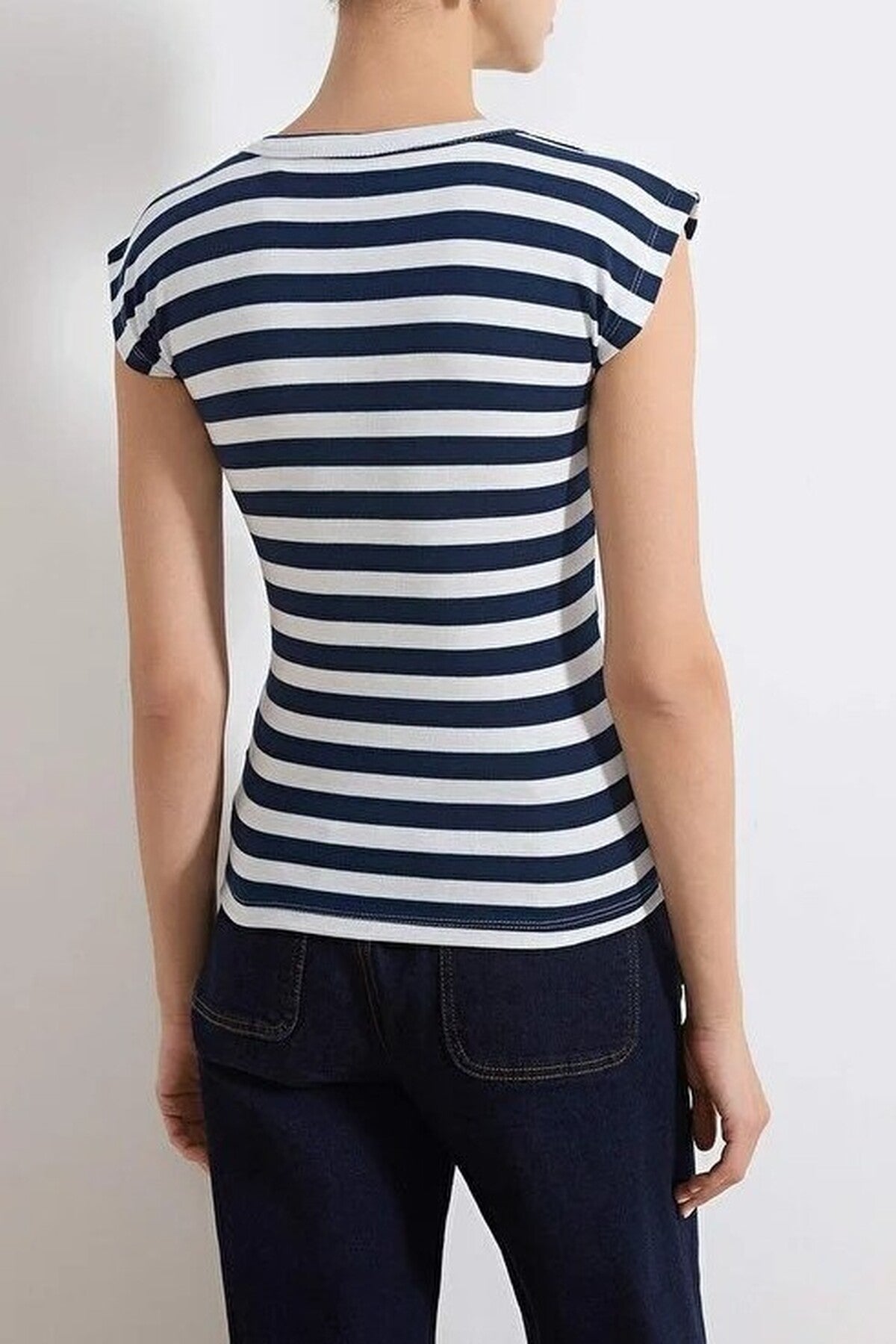 Viscose Fitted Knit Blouse