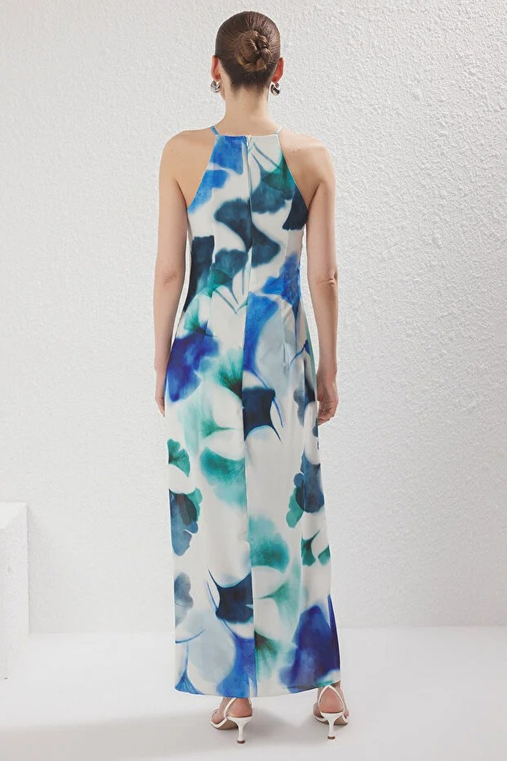 Halter Neck Sleeveless Maxi Dress with Tie-Dye Print