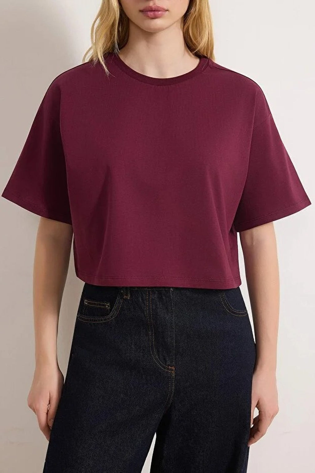 Relaxed Fit Crew Neck Crop T-Shirt