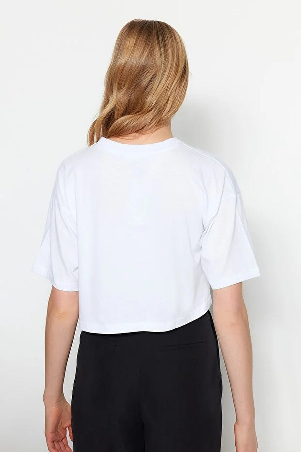 Relaxed Fit Crew Neck Crop T-Shirt