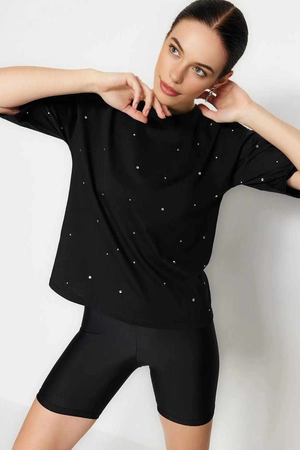 100% Cotton Stone Detail Crew Neck Knitted T-Shirt
