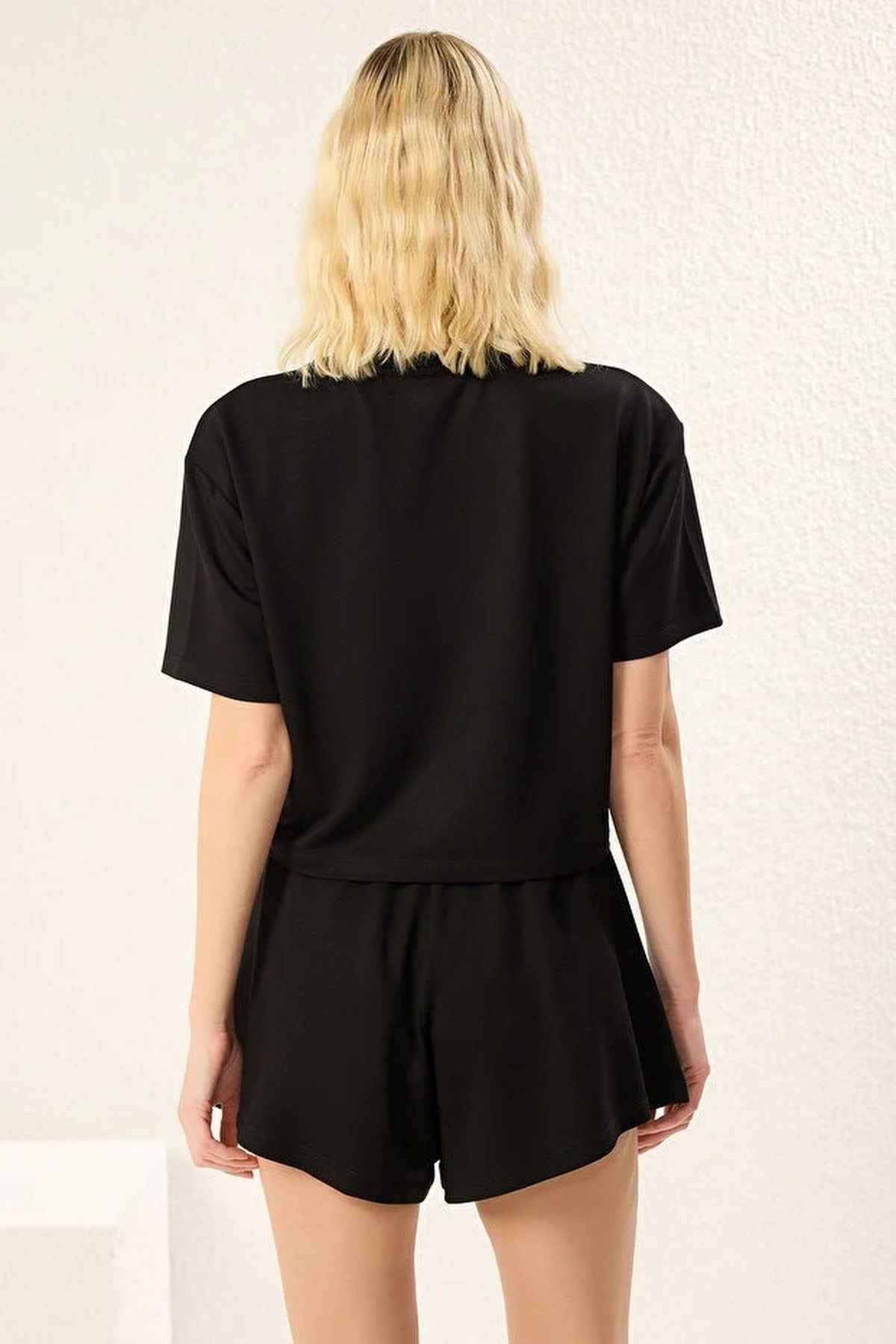 2-Piece Soft-touch Knitted T-shirt and Shorts Set