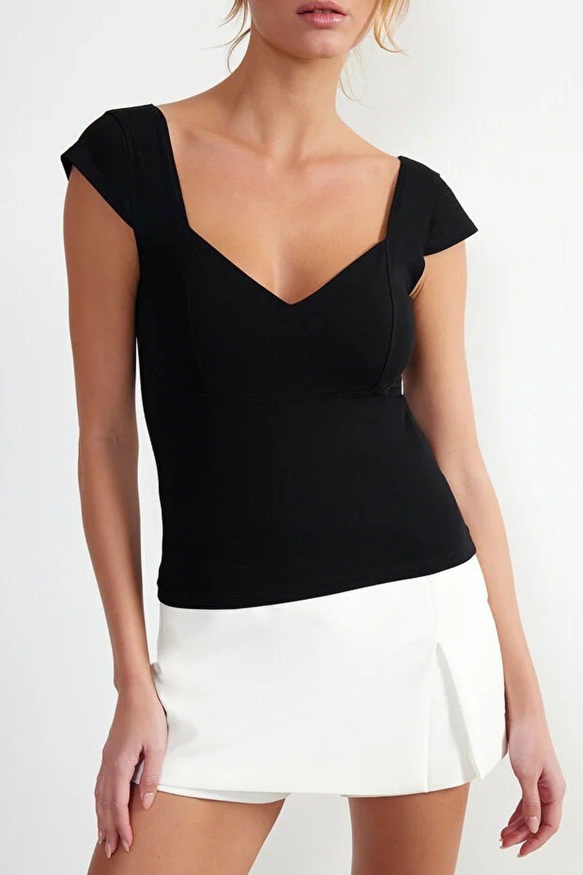 Heart Neckline Fitted Cotton Stretch Knit Blouse