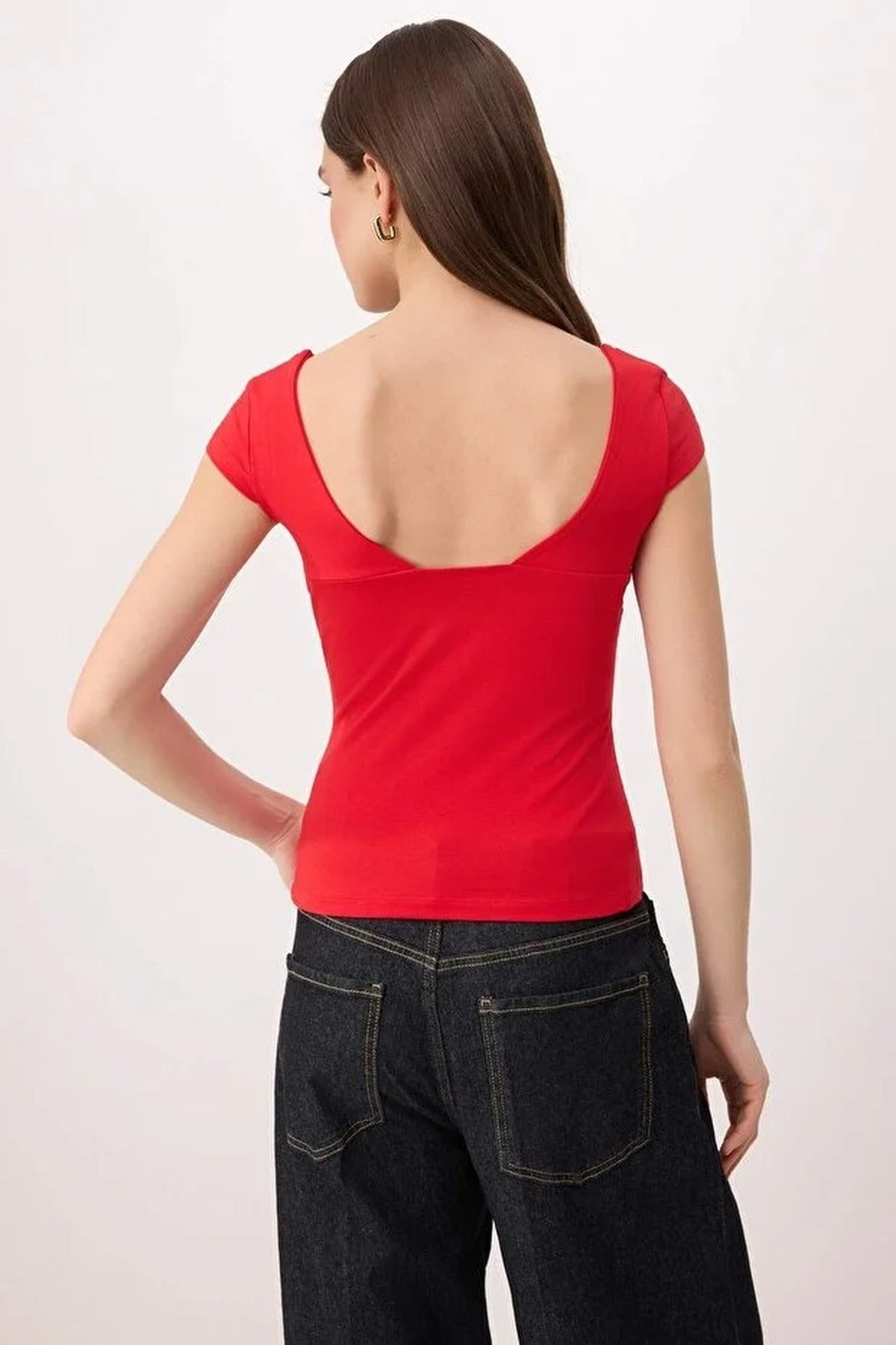Heart Neckline Fitted Cotton Stretch Knit Blouse