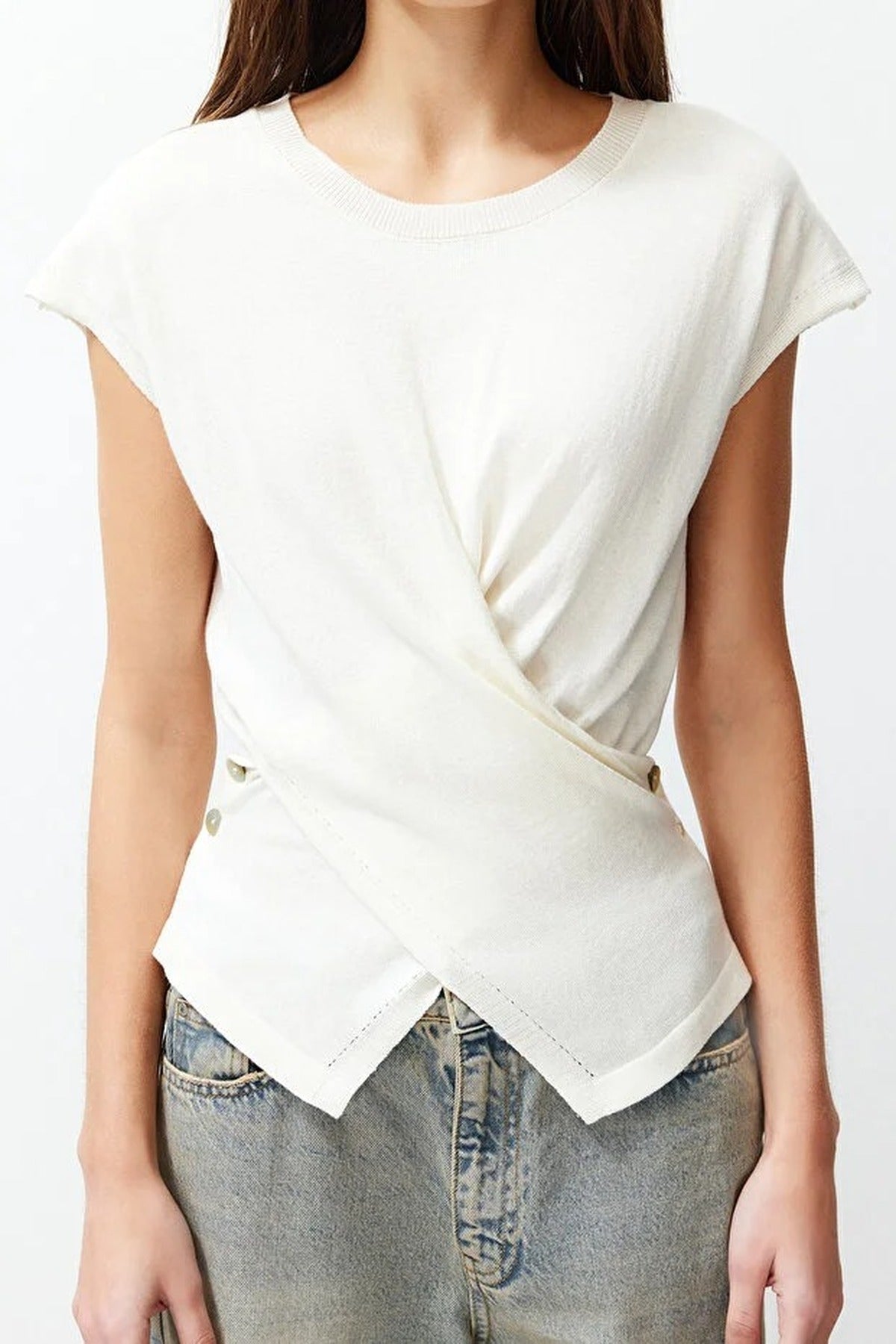 Fitted Crew Neck Short Sleeve Knit Blouse