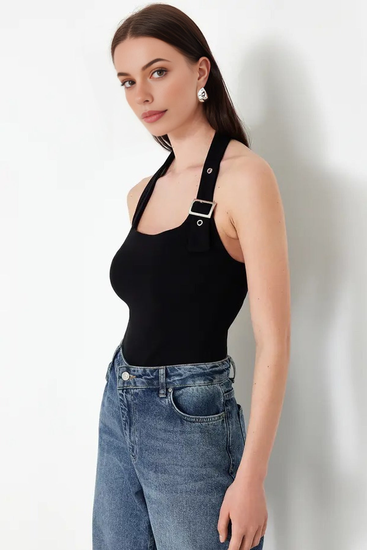 Halter Neck Belt Detail Fitted Knitted Blouse