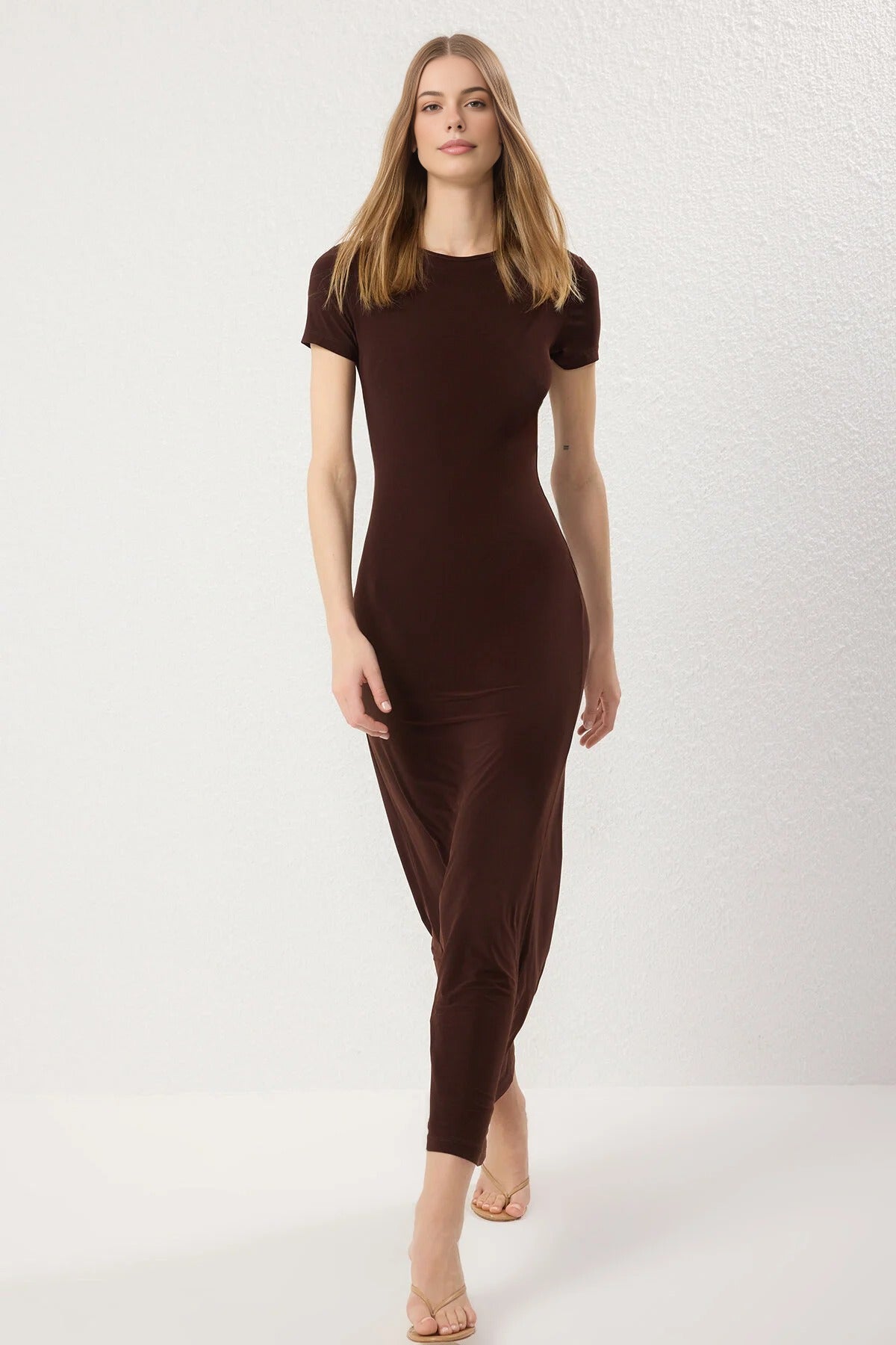 Fitted Crew Neck Stretch Knit Maxi Pencil Dress