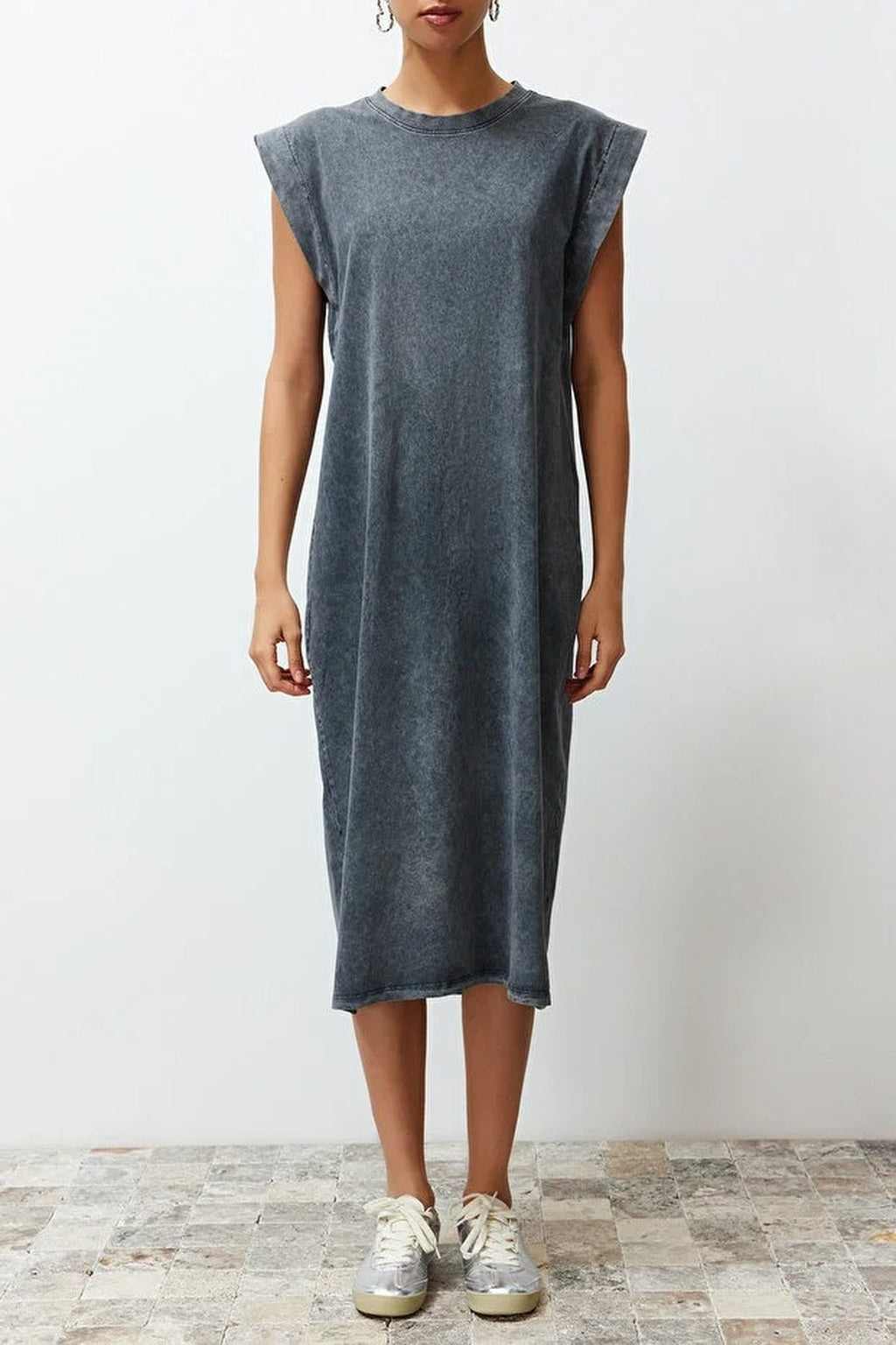 Short Sleeve Shift T-Shirt Midi Dress
