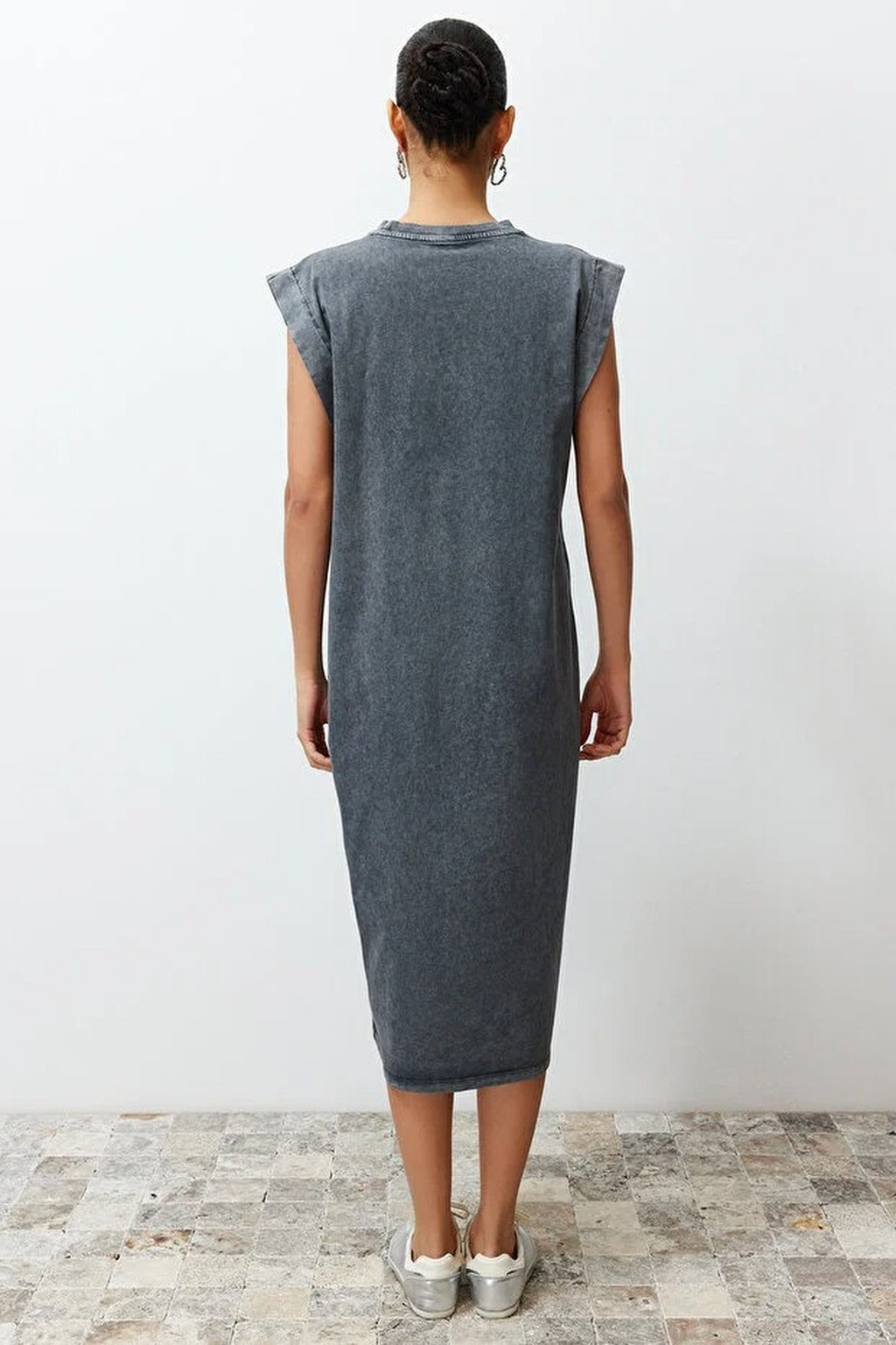 Short Sleeve Shift T-Shirt Midi Dress