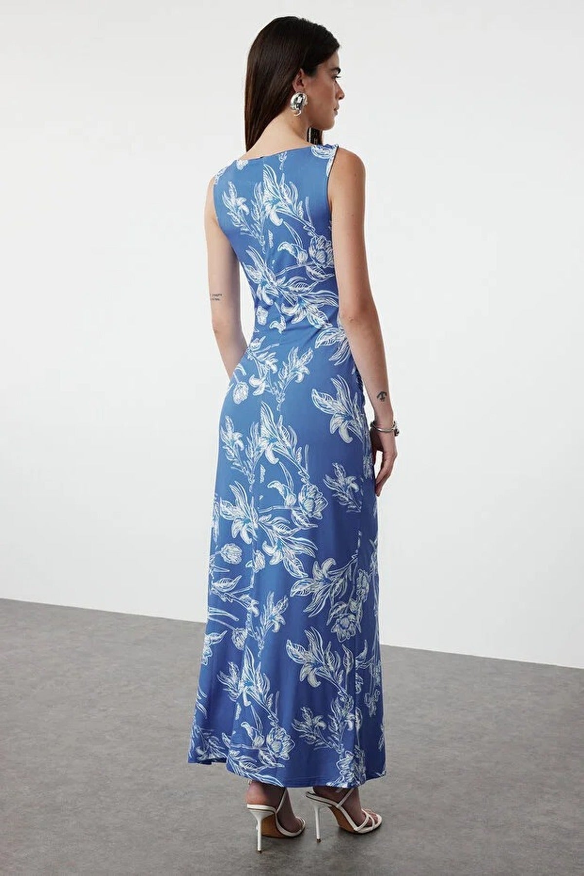 Floral Print Fitted Flexible Knit Pencil Dress