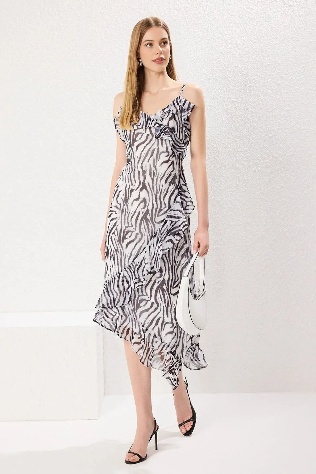 Floral Ruffled A-Line Lined Chiffon Woven Maxi Dress