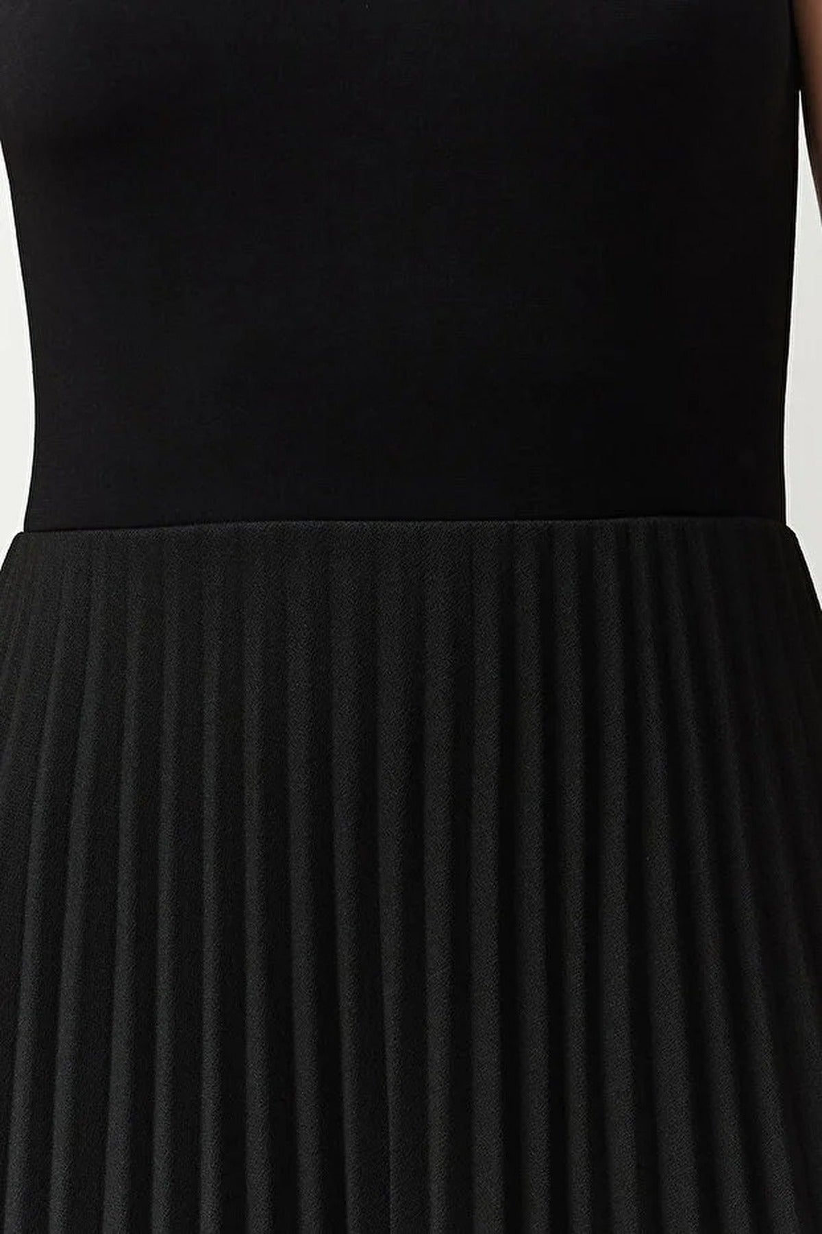 Pleated Lined Sleeveless Stretch Knit Midi Dress