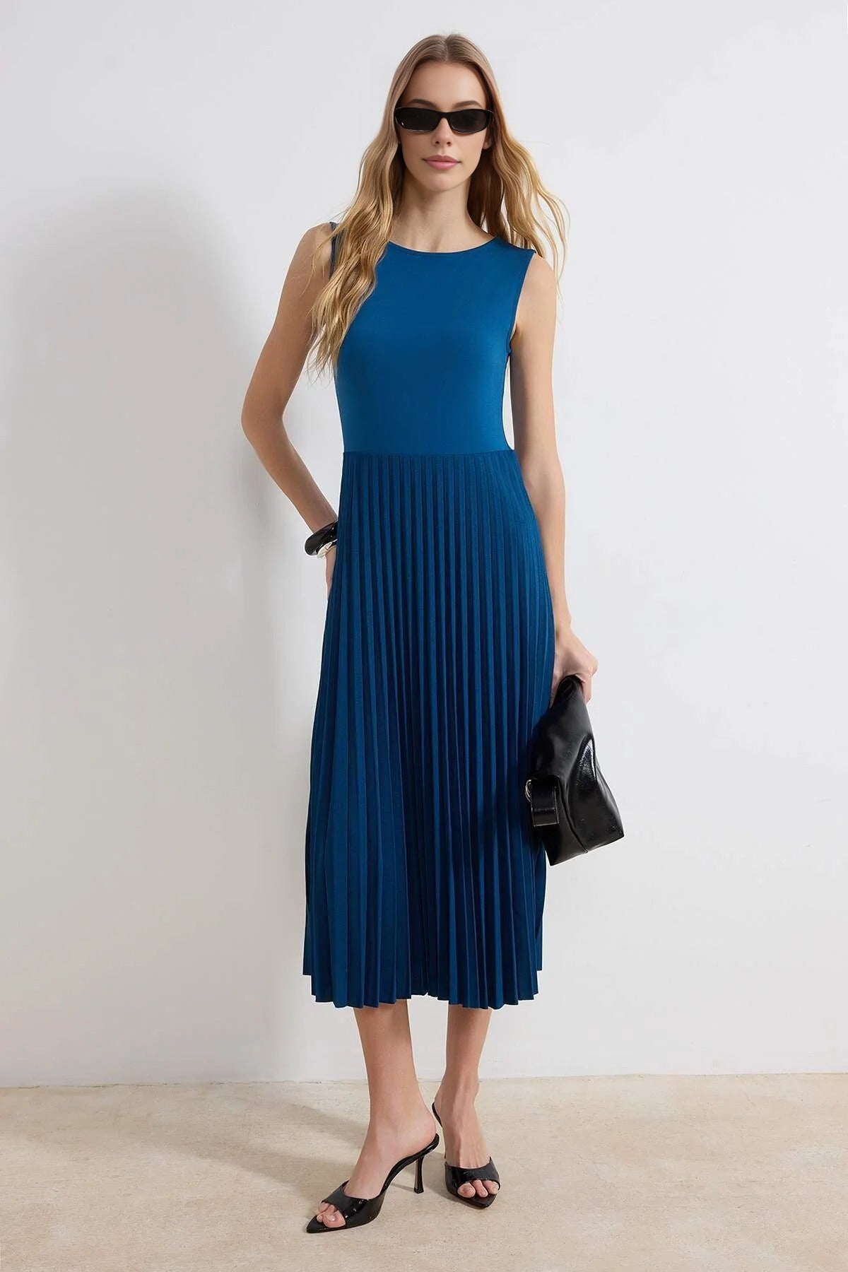 Pleated Lined Sleeveless Stretch Knit Midi Dress