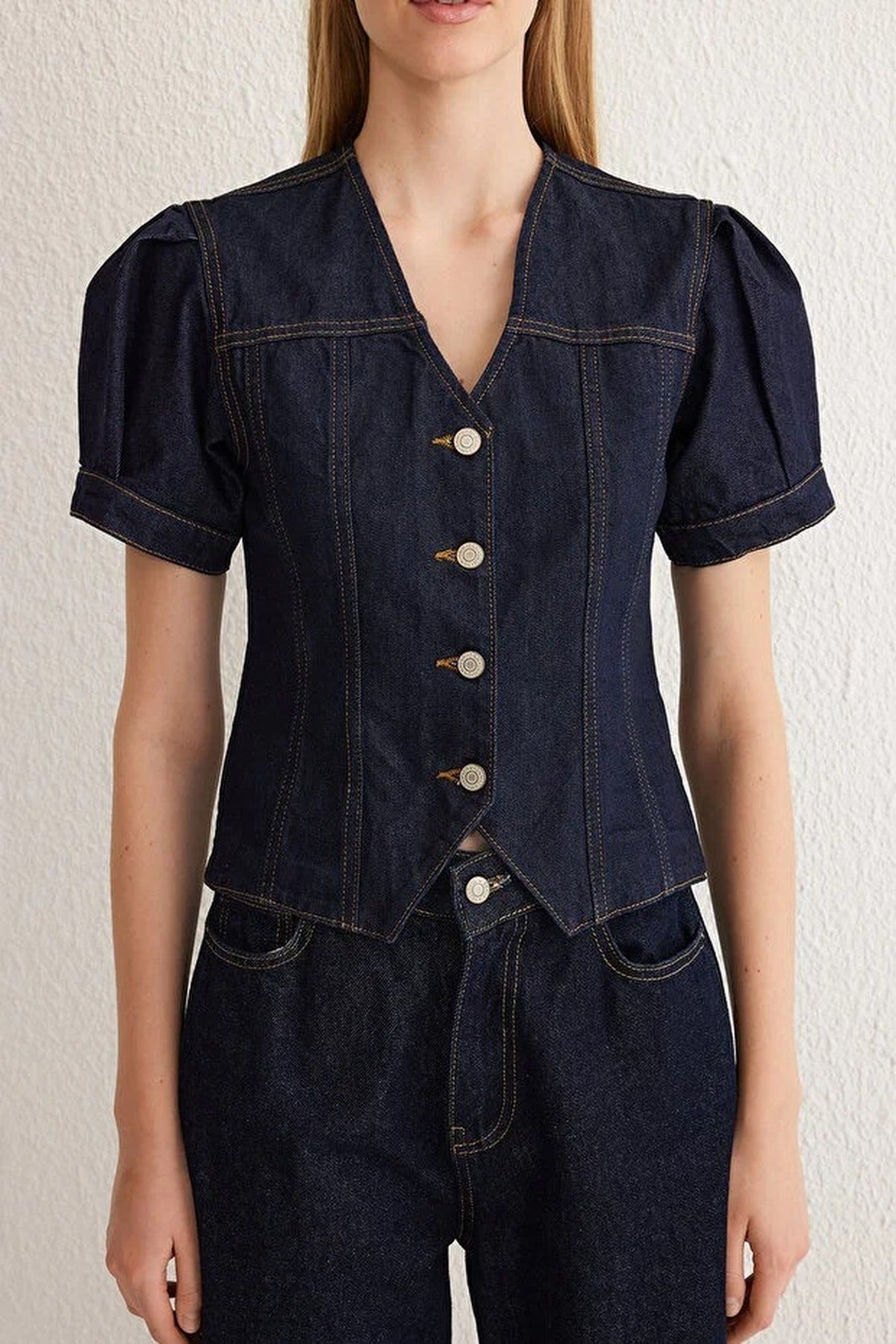 Short Balloon Sleeve V-Neck Denim Blouse