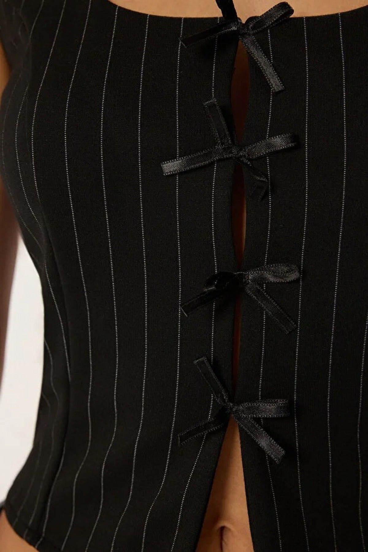 Striped Ribbon Tie Detail Fitted Square Neck Knitted Blouse