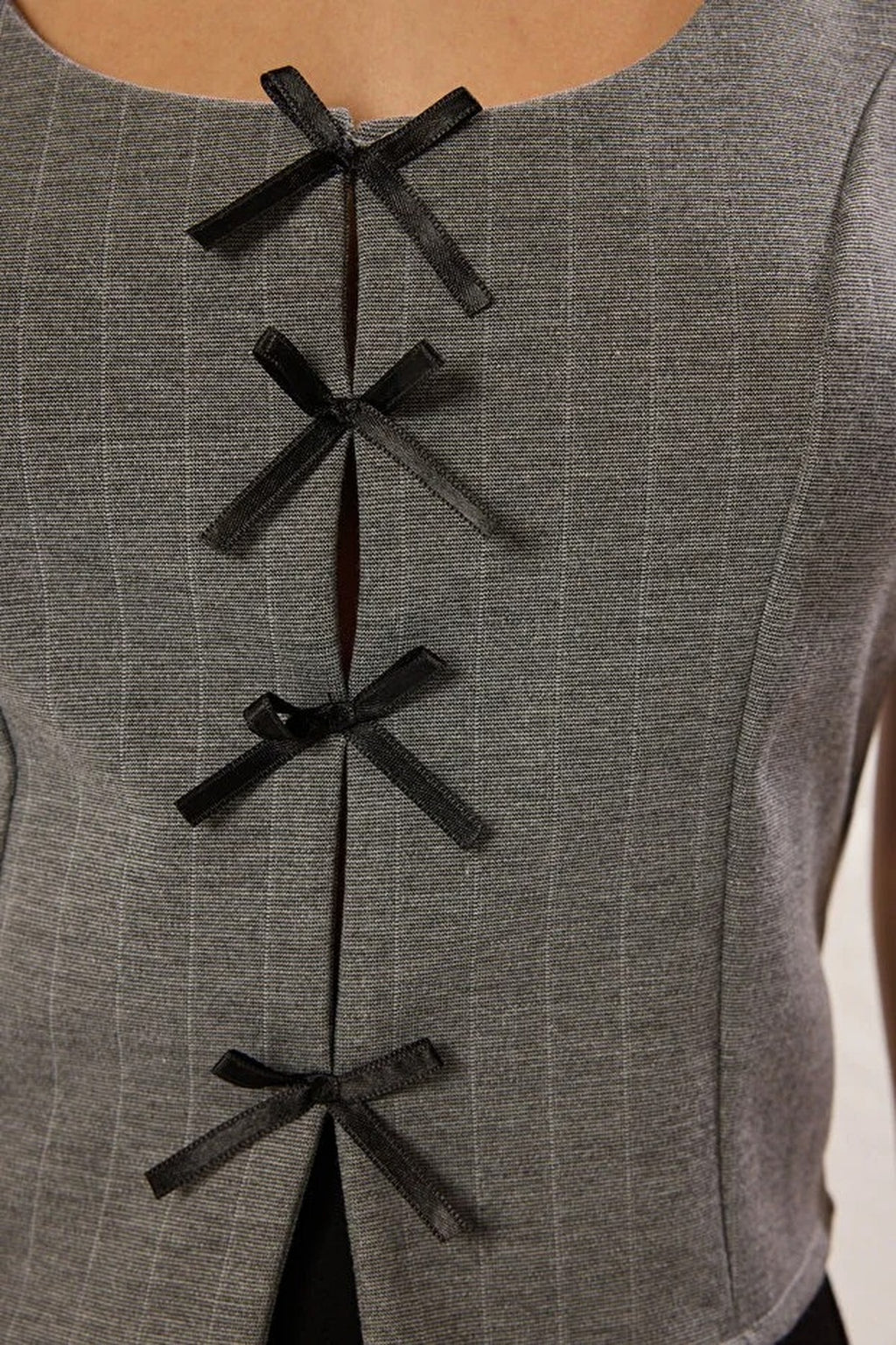 Striped Ribbon Tie Detail Fitted Square Neck Knitted Blouse