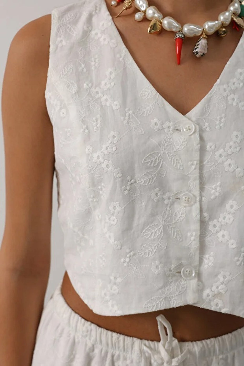 V-Neck Crop Embroidered Woven Vest