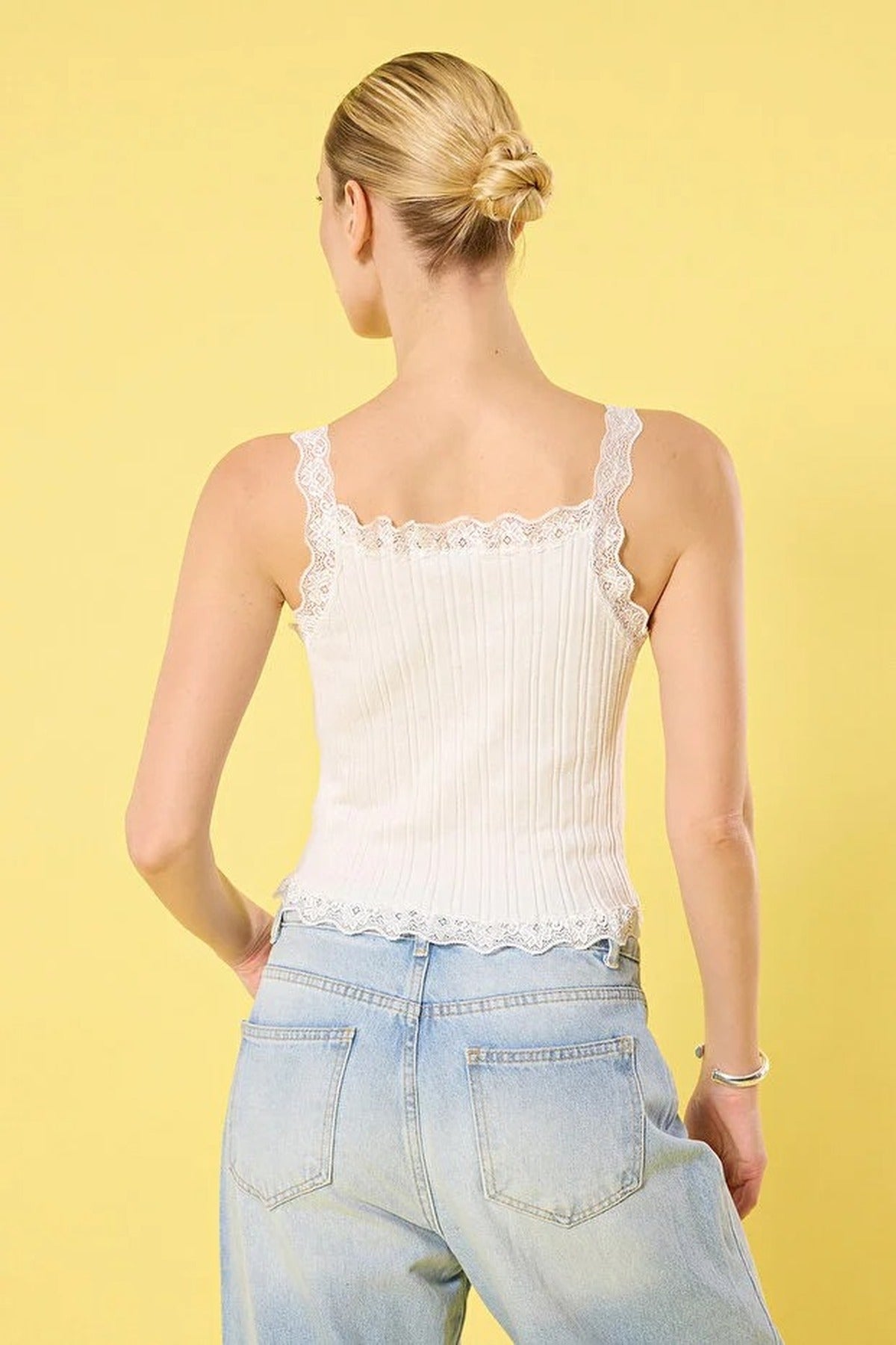 Lace Detail Knitted Thin Blouse