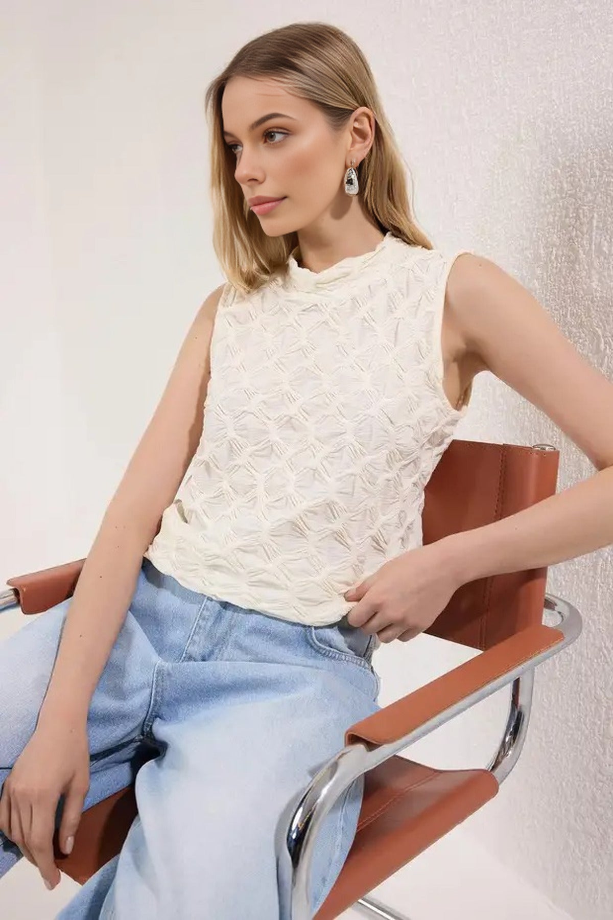 Textured Regular Stretch Knit Blouse
