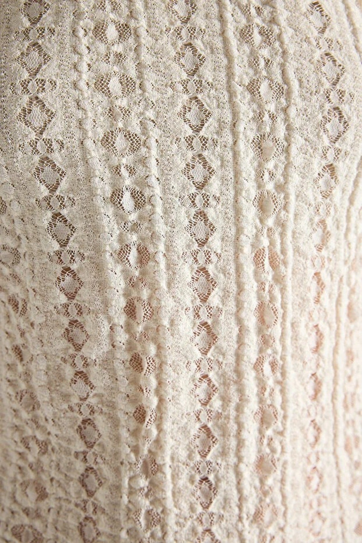 Lace Detail Fitted Moon Sleeve Knit Blouse