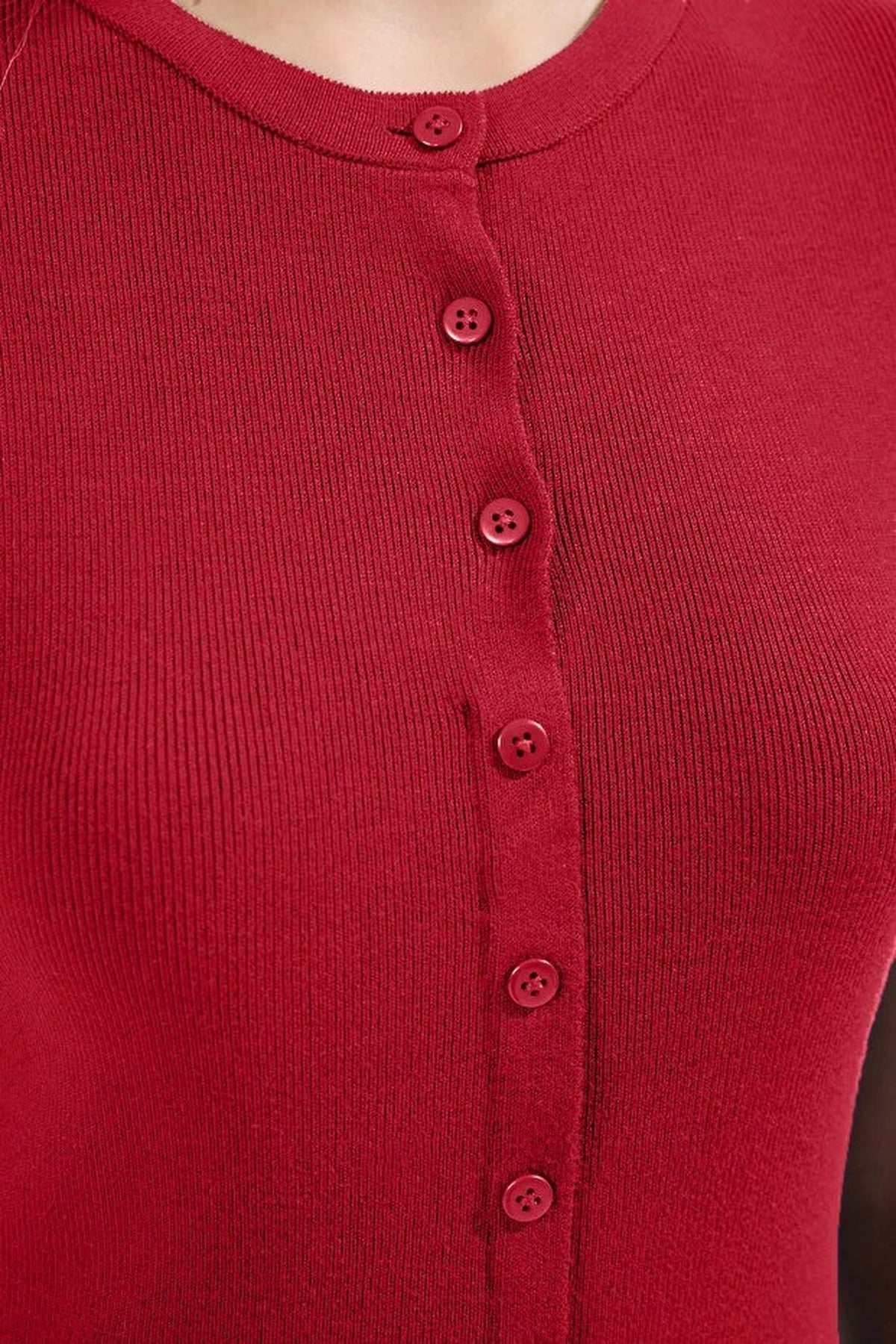 Crew Neck Thin Knit Blouse