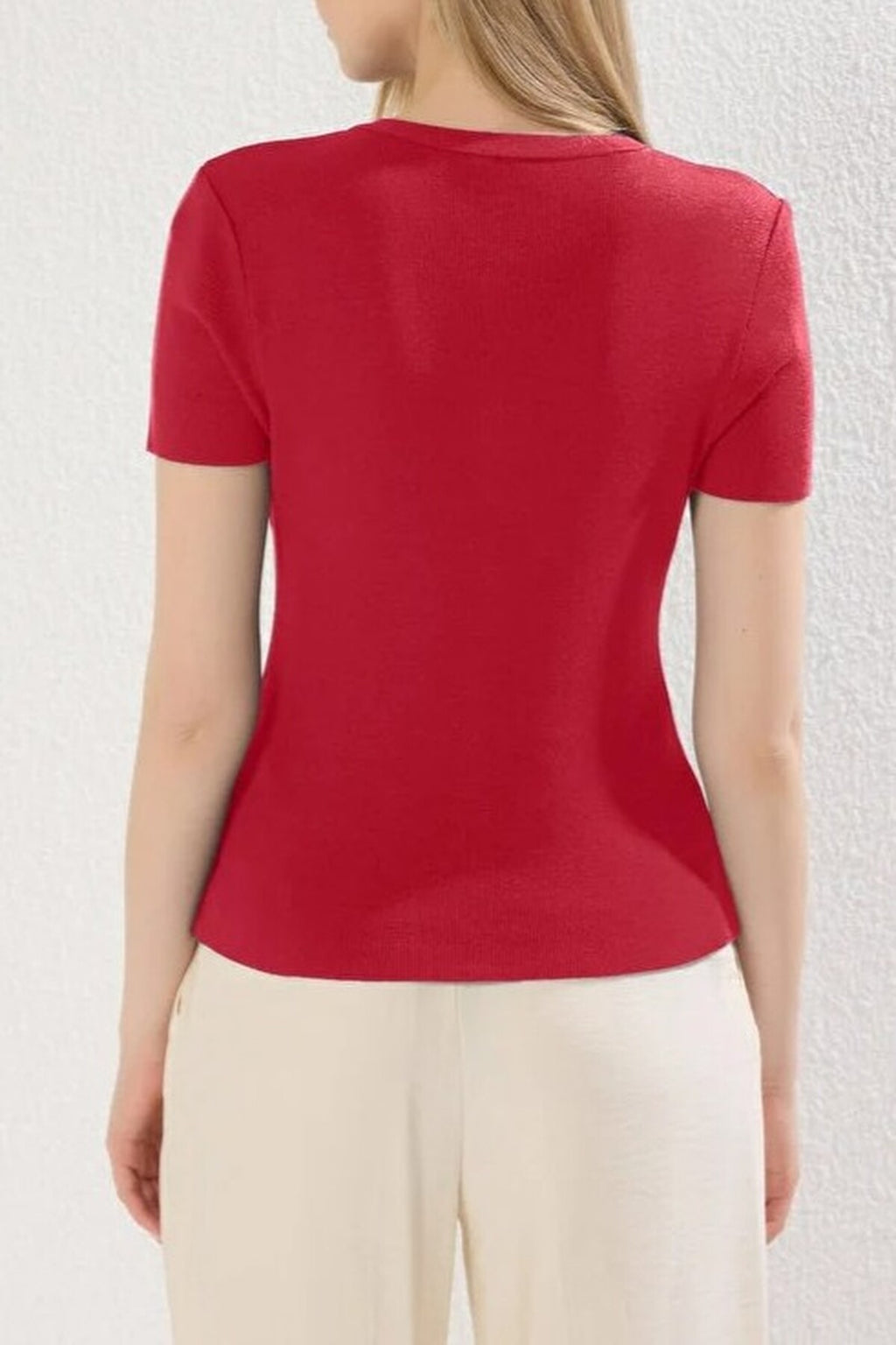 Crew Neck Thin Knit Blouse