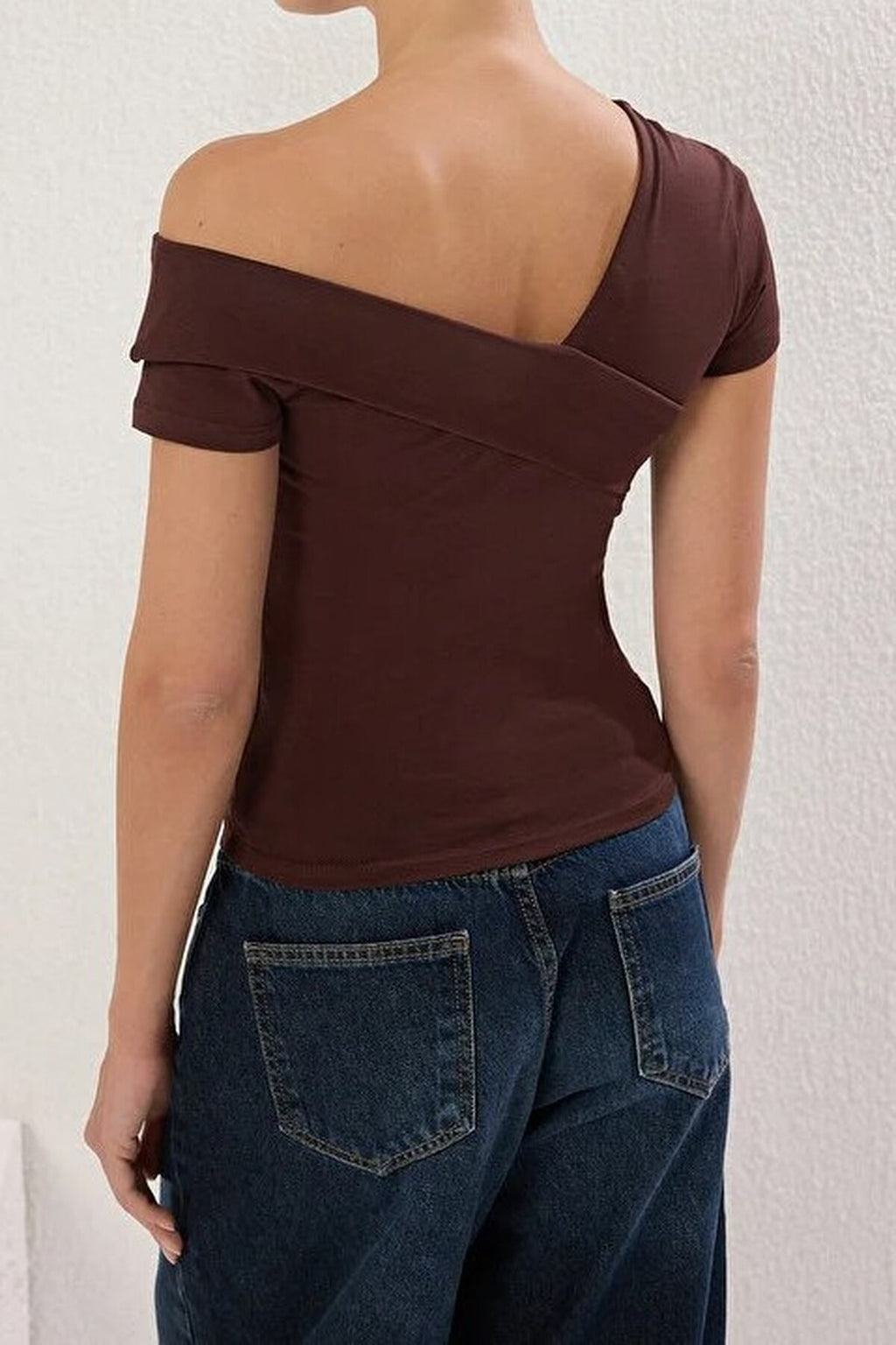Asymmetrical Collar Fitted Knitted Blouse