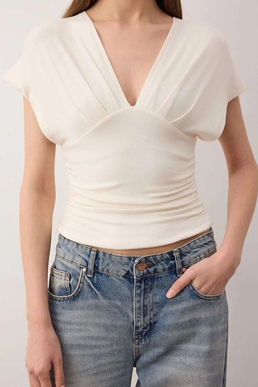 Fitted Gathered Detail Knitted Blouse
