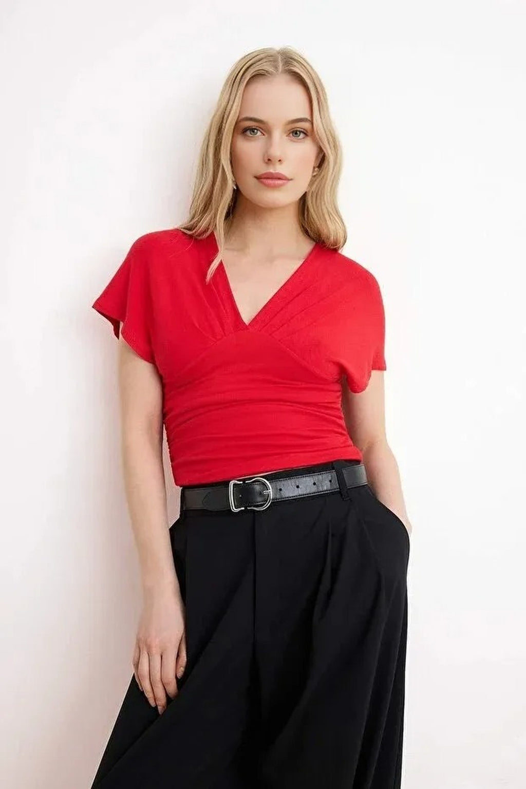 Fitted Gathered Detail Knitted Blouse