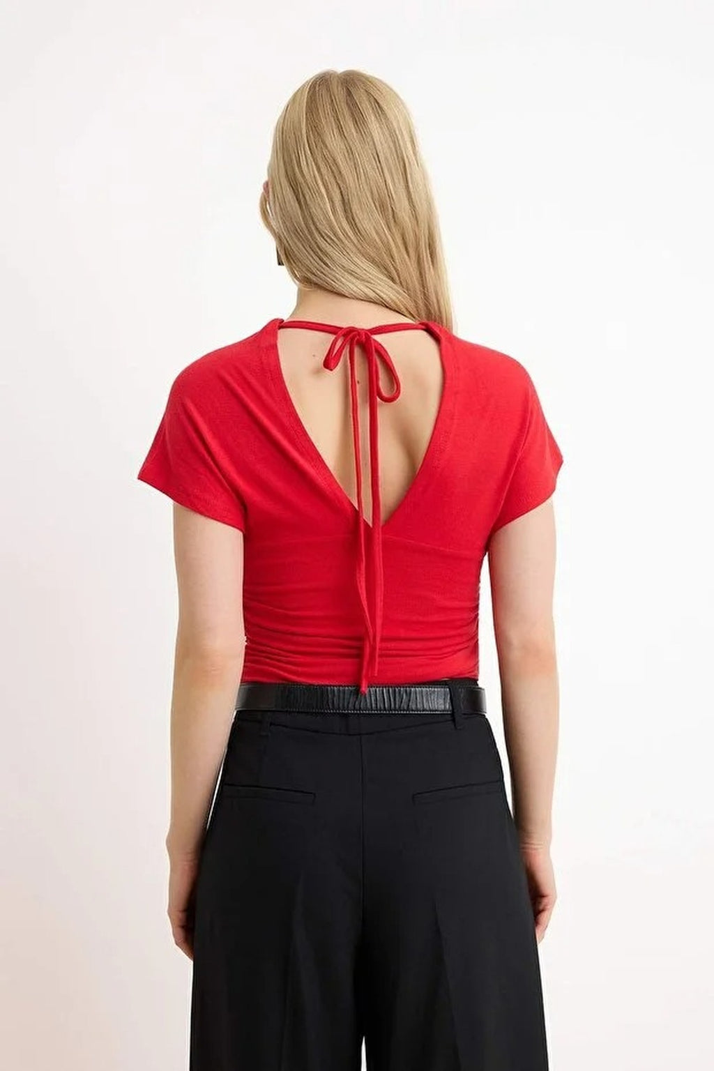 Fitted Gathered Detail Knitted Blouse